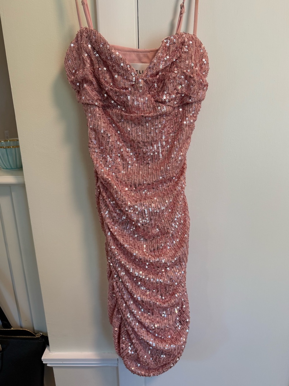 HELLO MOLLY WHAT A GLAMOUR SEQUIN DRESS PINK